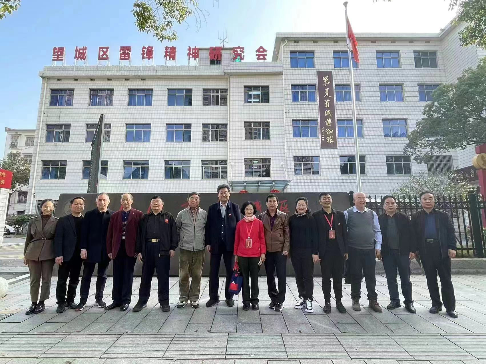 40e157efcc37e32db711ef4fd9618a1.jpg 40e157efcc37e32db711ef4fd9618a1.jpg